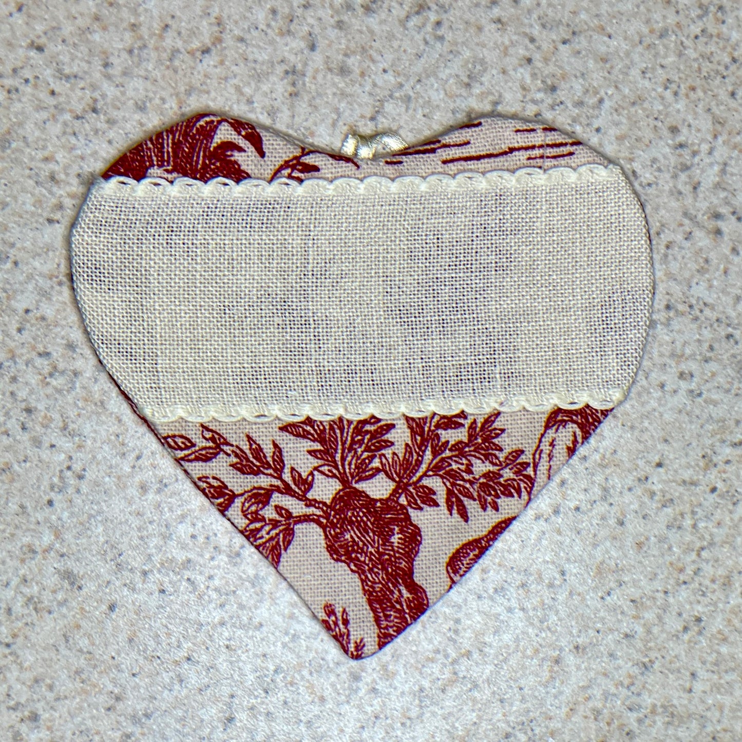Pre-finished stitchable heart pillow/sachet
